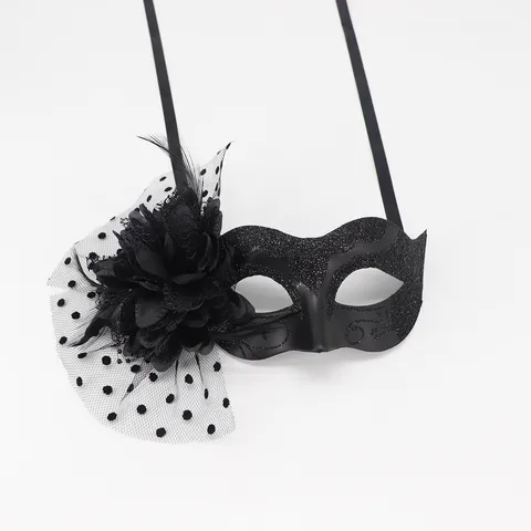 Vintage Masquerade Mask For Women Halloween Carnival Costume Party Flower Mesh Feather Half Face Eye Mask Accessories