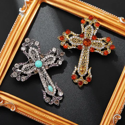Vintage Zinklegierung Kreuz Brosche Strass Eingelegt Gotischer Hofstil Mantel Anzug Reversnadel Abzeichen Schmuck Geschenk Für Herren Damen