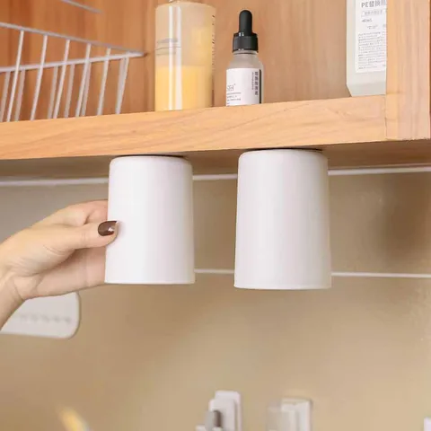 Wall Mounted Magnetic Mouthwash Cup Plastic Inverted Toothbrush Holder Bathroom Storage Cup With Magnetic Base