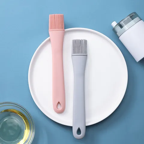 High Temperature Resistant Silicone Basting Brush Food Grade BBQ Baking Oil Brush Kitchen Cooking Utensils