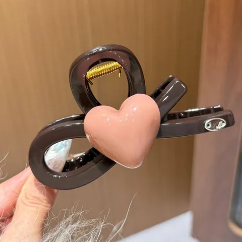 Koreanischer Stil Herz Haarklammer Elegant PC Harz Hai Clip Für Damen Einzigartig Handgefertigt 3D Herz Dekoration Spange Haarschmuck