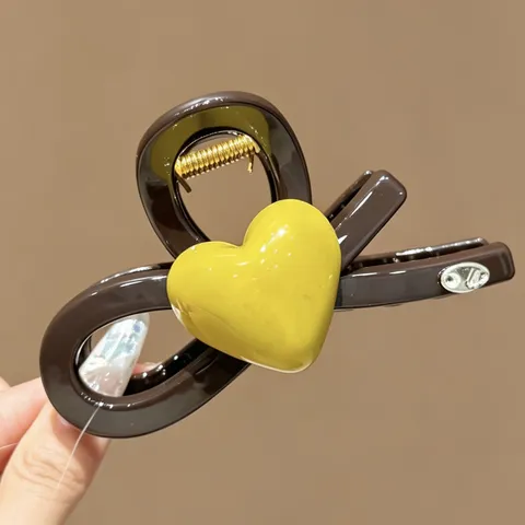Koreanischer Stil Herz Haarklammer Elegant PC Harz Hai Clip Für Damen Einzigartig Handgefertigt 3D Herz Dekoration Spange Haarschmuck