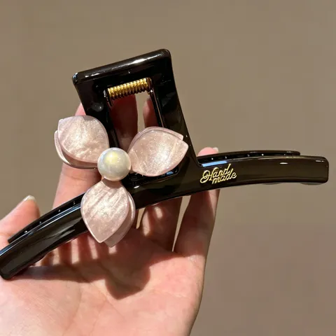 Mode Kunststoff Blume Haarkrallen Mit Künstliche Perle Handgefertigt Elegant Pflanze Design Große Haarklammern Für Damen Haarschmuck