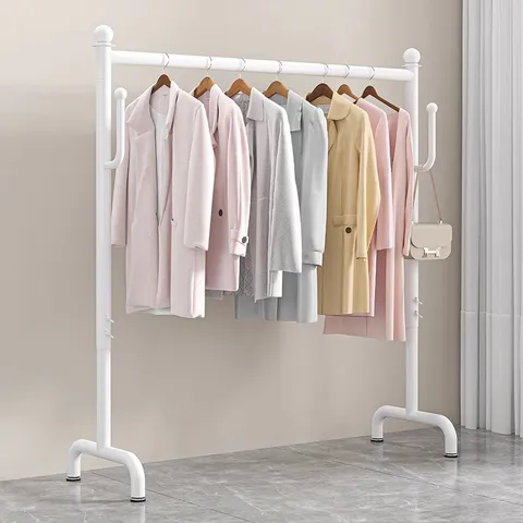 Portant à Vêtements en Fer Réglable Minimaliste Moderne Porte-Manteau sur Pied pour Chambre à Couchér Balcon