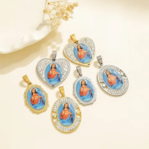 Ciondolo Ritratto Religioso Vintage in Acciaio Inossidabile Vergine Maria Gesù Cuore Ovale Strass Charm per DIY Collana Portachiavi