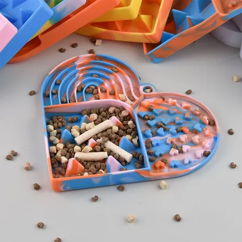 Pet Slow Feeder Lick Mat Silicone Anti Choking Dog Cat Slow Feeding Bowl Food Mat With Suction Cups Pet Feeding Supplies