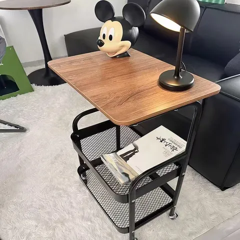 Comodino Mobile Carrello Portaoggetti Rotante Scaffale Organizzatore per Snack a 3 Livelli Con Pannello Effetto Legno e Ruote Per Camera da Letto
