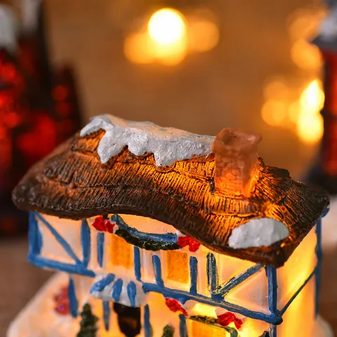 Casa de Pueblo de Navidad de Resina Luminosa Micro Paisaje Casa de Escena de Nieve Retro Europeo Decoración de Mesa Regalo