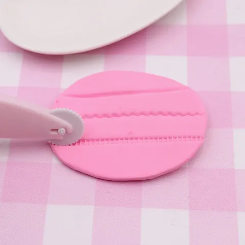 Plastic Clay Embossing Roller Tool Fondant Cake Decorating Rolling Wheel Craft DIY Modeling Tool For Kids