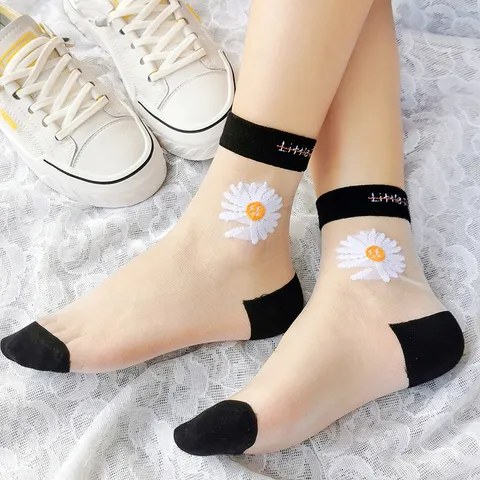 Women Transparent Glass Silk Mid Tube Socks Cute Japanese Style Daisy Embroidery Crystal Stockings Fashion Hosiery
