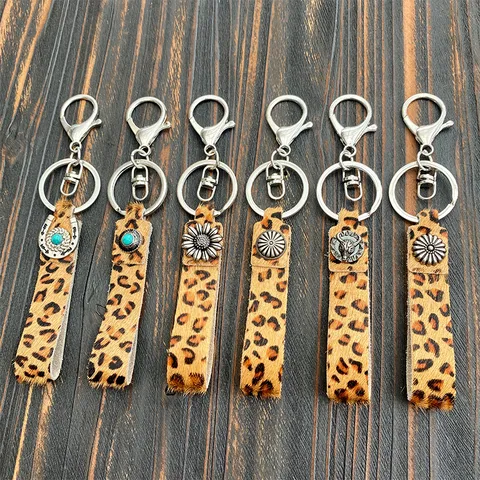 Western Leopard Print Leather Keychain Genuine Horsehair Alloy Bull Head Sunflower Charm Bag Pendant Retro Key Ring For Women Men