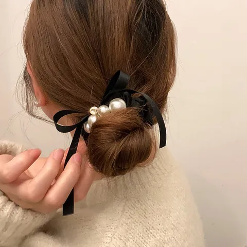 Elegante Satijn Strik Haarelastiek Met Kunstparel Legering Hanger Franse Stijl Effen Kleur Paardenstaart Houder Haarknipjes Voor Vrouwen
