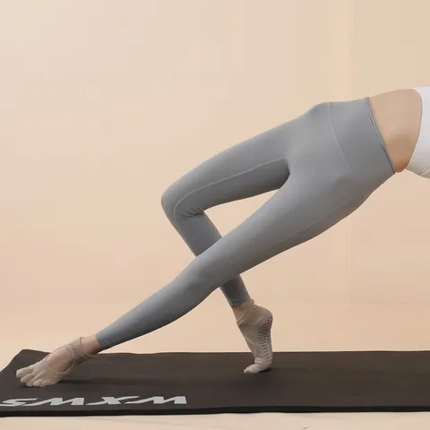 Chaussettes de Yoga Antidérapantes à Cinq Orteils pour Femmes Chaussettes de Sport Pilates en Coton