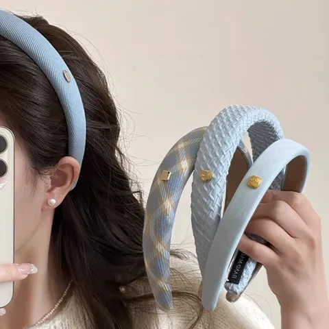Damen Blau Hoher Schädeloberteil Stirnband Süß Stoff Haarreif Mit Gold Metall Etikett Kariert Gestreift Haarschmuck Für Gesichtswaschen Alltag