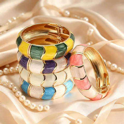 Bracciale Rigido Vintage in Lega Smaltata Retrò Irregolare Geometrico Patchwork Polsino Aperto Gioielli da Mano Personalizzati di Fascia Alta