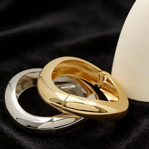 Bracciale Rigido Aperto in Lega di Zinco a Onde Irregolari Oro Argento Galvanizzato Fascia Larga Gioielli Moda Donna