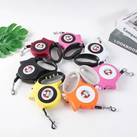 Retractable Dog Leash Automatic Pet Leash With LED Flashlight Heavy Duty Dog Walking Leash For Small Medium Dogs Pet Supplies