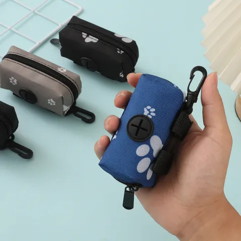 Portable Pet Poop Bag Holder Waste Bag Dispenser Dog Poop Bag Pouch With Hook Outdoor Pet Cleaning Supplies