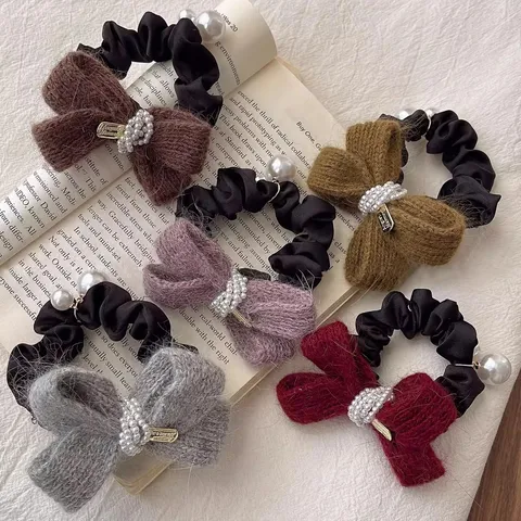 Autunno Inverno Filato Fiocco Elastici per Capelli Elegante Perla Artificiale Elasticoni Fatto a Mano Maglia Fiocco Corda per Capelli Copricapo da Donna