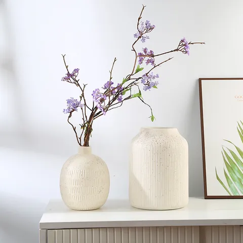 Vase en Céramique Rétro Vintage Style Crème Beige Vase à Fleurs Décoration de Table Nordique Récipient de Plante pour Salon à la Maison