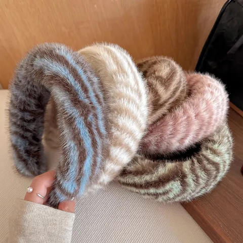 Dames Pluche Brede Rand Haarband Zacht Gestrept Geometrisch Haaraccessoires Herfst Winter Dik Haarsieraad Hoofddeksel Voor Gezicht Wassen Make-up Dagelijks