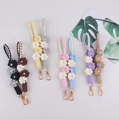 Handmade Woven Flower Keychain Sweet Candy Color Phone Lanyard With Artificial Pearl Zinc Alloy Clasp Bag Charm For Women