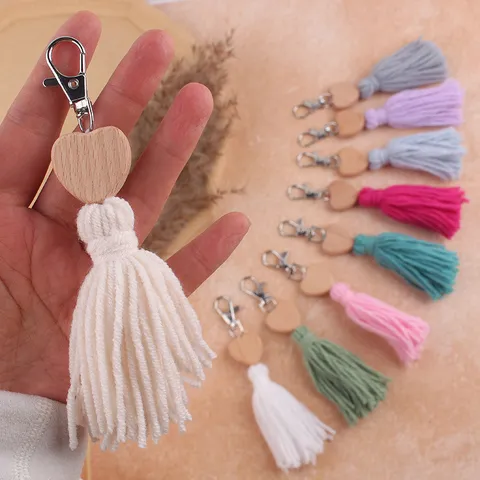 Bohemian Beech Wood Heart Keychain Cotton Tassel Beaded Bag Charm Handmade Woven Heart Keyring For Women Bag Accessories Gift