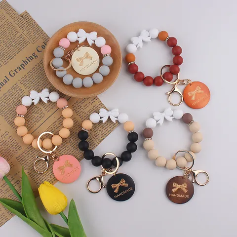 Handmade Mother's Day Bow Silicone Bead Keychain Bracelet With Wood Tag Craft Gift Women Bag Charm Key Ring