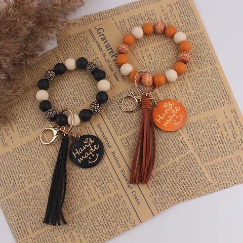 Handmade Smile Wooden Sign Silicone Bead Bracelet Leather Tassel Keychain Pendant Women Mother Day Gift Accessory