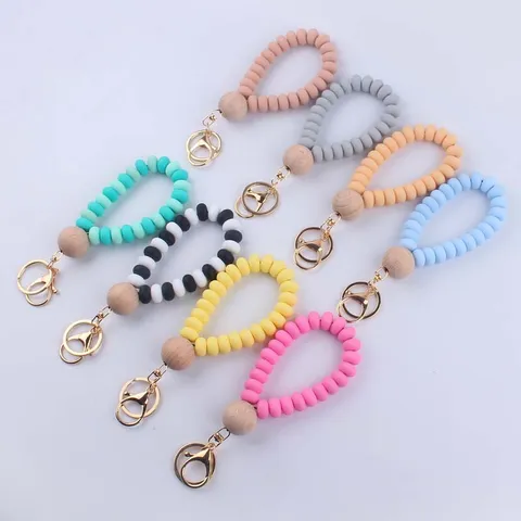Silicone Bead Wristlet Keychain With Large Natural Wood Bead Food Grade Silicone Beaded Bracelet Key Ring For Women DIY Gift