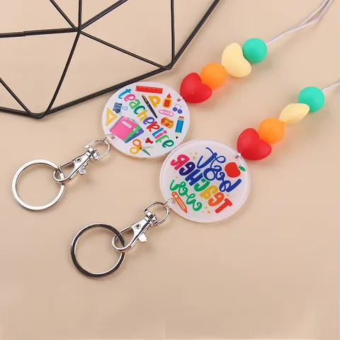 Llavero Hecho A Mano De Cuentas De Silicona Para El Día Del Maestro Con Cordón Colorido Colgante De Corazón Regalo
