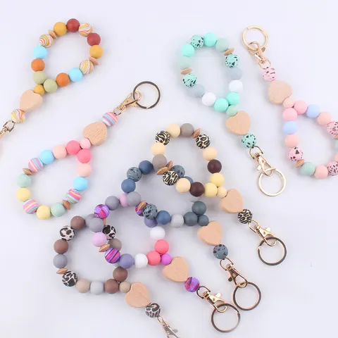 Silicone Beaded Wristlet Keychain With Beech Wood Heart Pendant DIY Leopard Print Water Transfer Bead Bracelet Keyring Women Jewelry