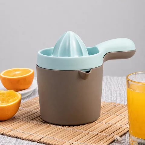 Plastik Manueller Zitronenentsafter Hand-Zitrusentsafter Kleine Fruchtpresse Mit Skala Küchensaftbereiter Becherwerkzeug
