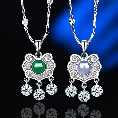 Vintage 925 Sterling Silver Agate Peace Lock Pendant Charm Retro Ruyi Lock Design Inlaid White Green Chalcedony Rhinestone Luxury Jewelry Pendant Only Without Chain For Women Gift
