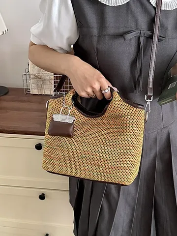 Femme Mode Sac Seau Tissé Cuir PU Patchwork Décontracté Commuter Sac à Main Bandoulière Avec Pendentif