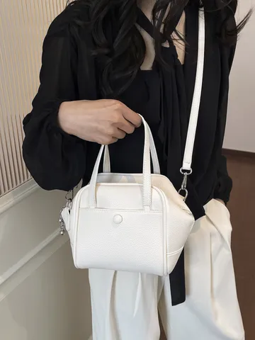 Femmes Décontracté Cuir PU Sac à Main Grande Capacité Sac Bandoulière Élégant Simple Sac à Épaule Avec Pendentif Sac de Navette
