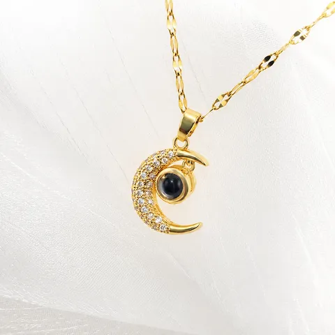 Moissanite Titanium Steel Moon Pendant Necklace Gold Plated Projection Luxury Fashion Jewelry Gift For Women