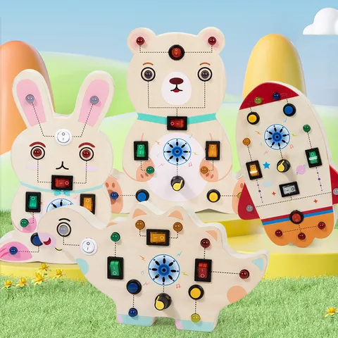 Hölzernes Montessori Busy Board Sensorisches Spielzeug Mit LED-Lichtern Schaltern Frühes Lernen Pädagogische Aktivitätstafel Für Kleinkinder