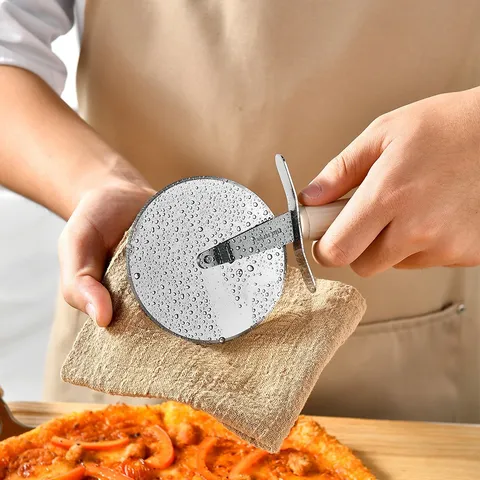 Οικιακός Κόφτης Noodles από Ανοξείδωτο Χάλυβα Κυλινδρικός Τροχός Ζαχαροπλαστικής Κόφτης Πίτσας Πολυλειτουργικό Εργαλείο Κουζίνας