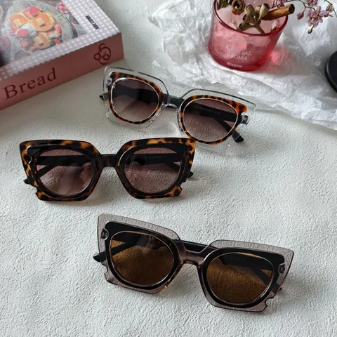 Gafas de Ojo de Gato con Contraste de Color Anti-Luz Azul para Mujeres Hombres Gafas Ópticas Exageradas de Desfile de Moda Montura de PC Lente de AC