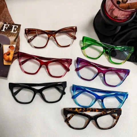 Moda Vintage Marco Estrecho Gafas de Sol Ojo de Gato Mujeres Retro Marco Pequeño Gafas de Sol Gafas de Diseñador Chic