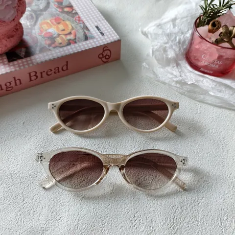 Retro Oval Sonnenbrille Für Damen Herren Mode Y2K Kleiner Rahmen UV400 Niete Vintage Eyewear Für Outdoor Reisen