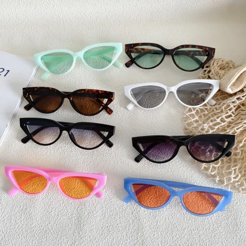 Gafas de Sol Ojo de Gato Retro para Mujer Hombre Moda Montura Pequeña Gafas de Sol UV400 Gafas de Tendencia