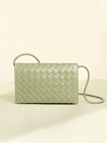 Bolso de Hombro de Sobre Tejido a Mano para Mujer de Cuero PU con Múltiples Compartimentos Bolso Cruzado Pequeño Cuadrado con Solapa