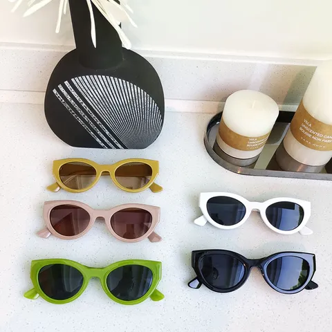 Vintage Small Frame Oval Sunglasses Women Men Retro Fashion UV400 Protection PC Lens Outdoor Streetwear Cat Eye Eyewear