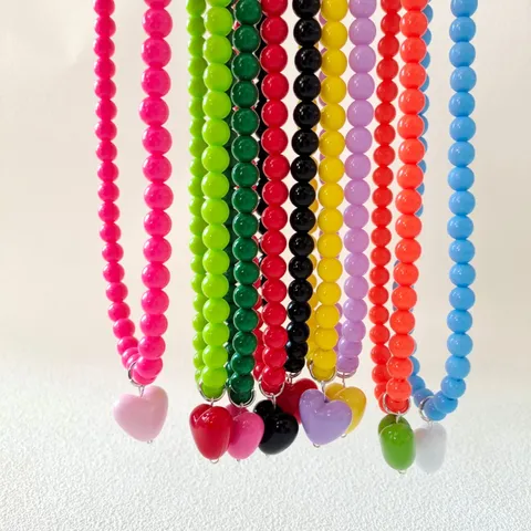 Süße Herz Perlenkette Für Damen Harz Kunststoff Farbige Perlen Legierung Herz Anhänger Choker Schlüsselbeinkette Schmuck Geschenk