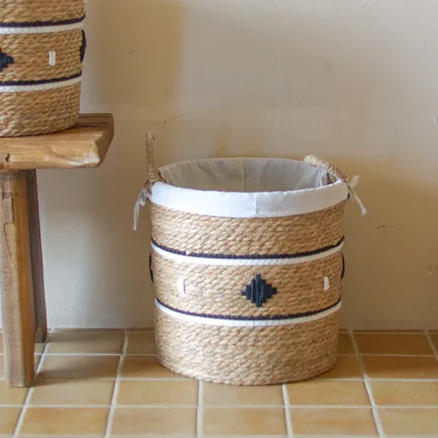 Panier à Linge en Massette Tissé à la Main Avec Doublure en Tissu Double Poignées Style Bohémien Bac de Rangement en Paille pour Vêtements Jouets