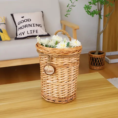 Pastoral Handcrafted Woven Willow Wall Hanging Basket With Hemp Rope Handle And Welcome Tag For Home Wall Decoration Storage