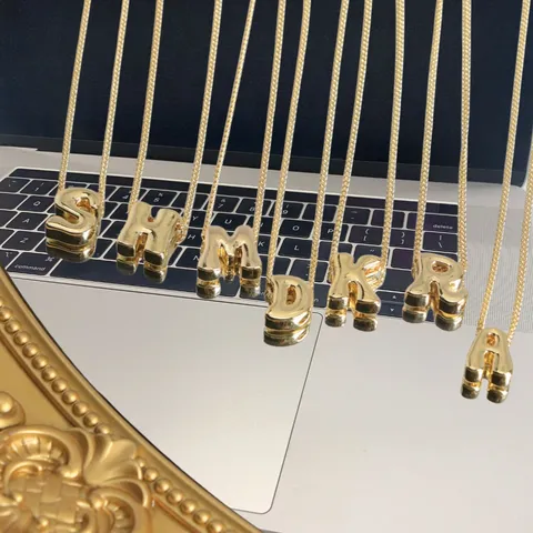 Minimalistisch Koper 18K Verguld Engelse Letter Hanger Halsketting Glad Sleutelbeen Ketting Mode Sieraden Voor Vrouwen