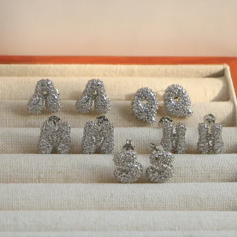 Pendientes De Boton De Letra De Burbuja De Circonia De Cobre Minimalista Chapado En Plata Joya De Moda Regalo Para Mujeres
